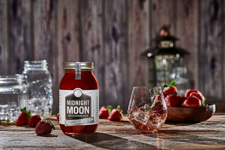 MIDNIGHT MOON STRAWBERRY 50° 750ML
